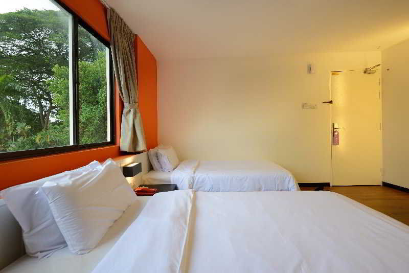 Hotel Waterfall George Town Exterior photo